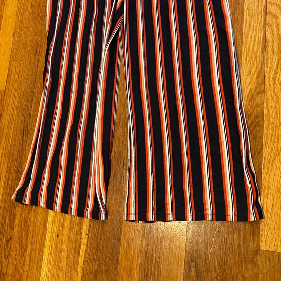 Torrid Sleeveless Wide Leg Jumpsuit Torrid Size 4 (4X-26) - Picture 2 of 5